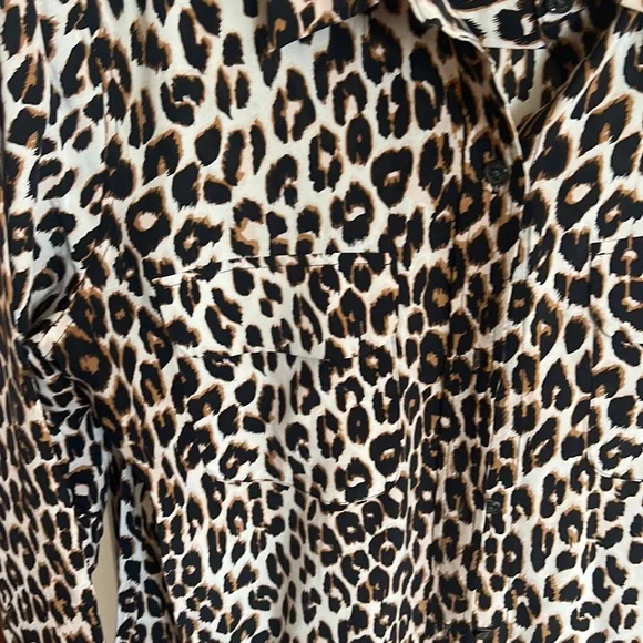 Equipment Slim Signature Ling Sleeve Size Medium - Picture 5 of 6